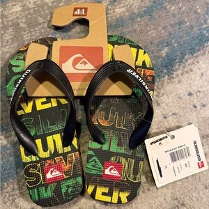 Boys size 11 Quiksilver Black and Multicolor Flip Flops